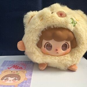 Adorable Confirmed Fuzzy Bear Mia Plush Pendant!